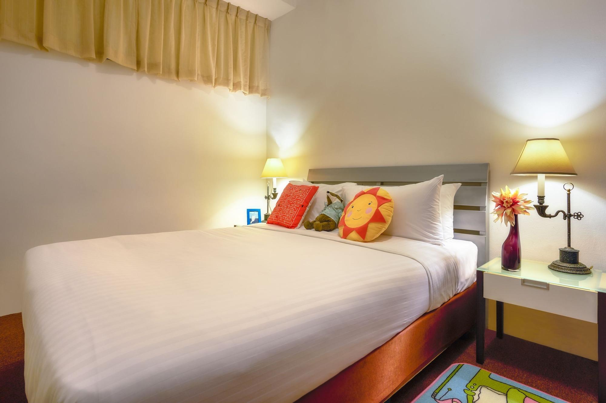 Deluxe Three-Bedroom Suite