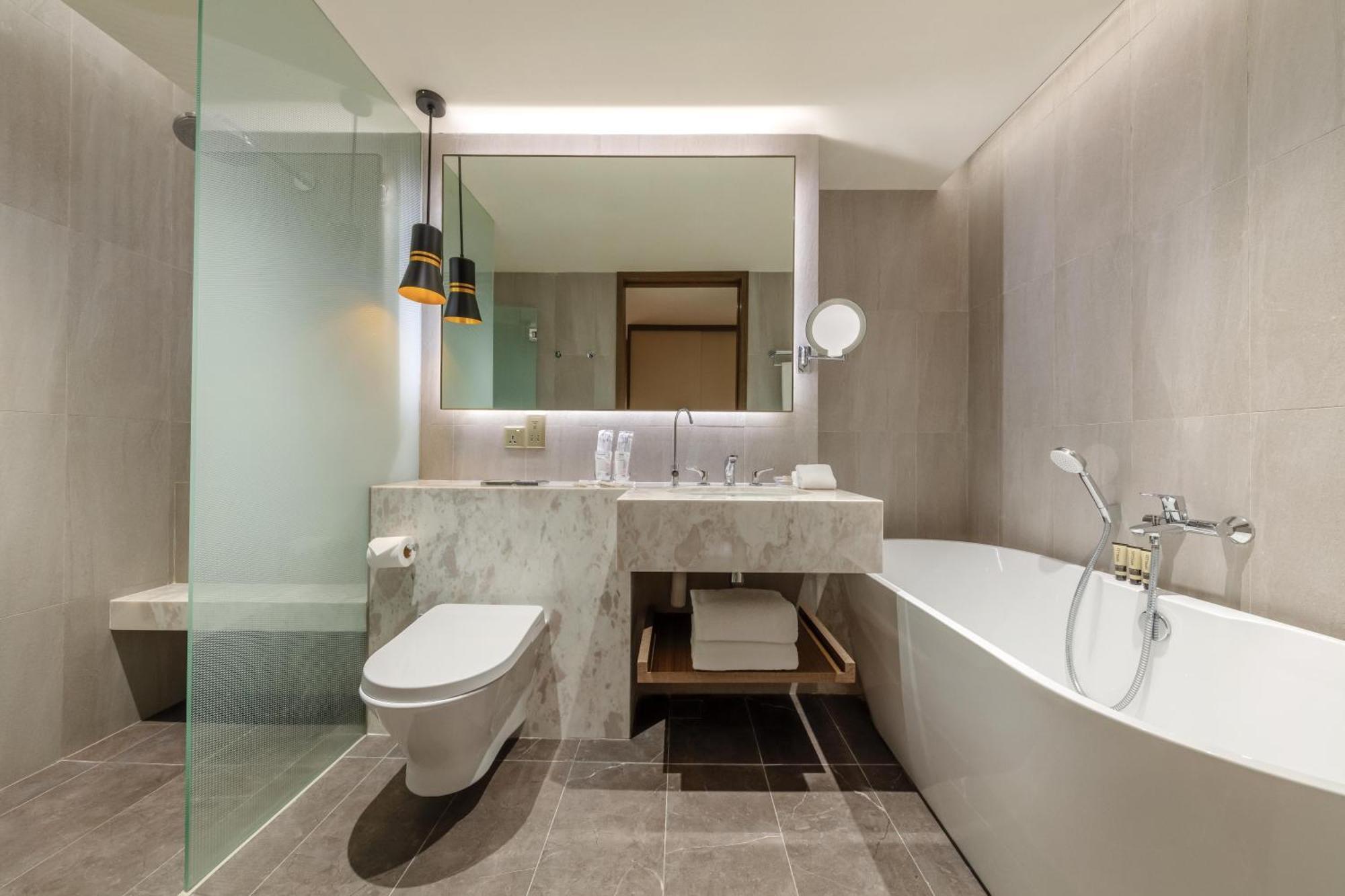 PARKROYAL Club Premier Double or Twin Room,1436342032:JPEG