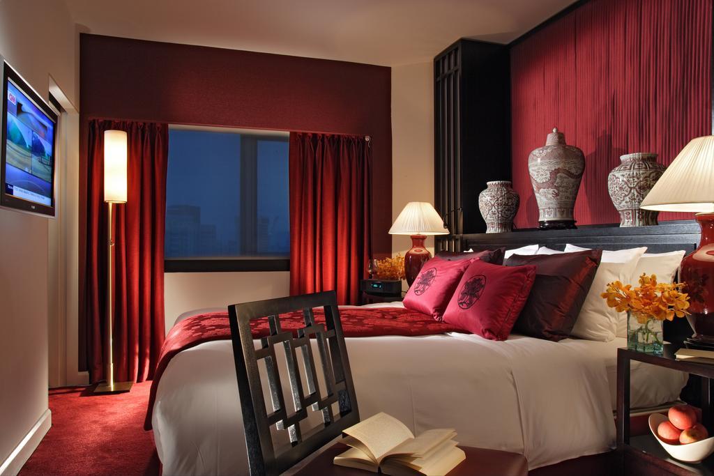 Signature Suite,192099652:JPEG