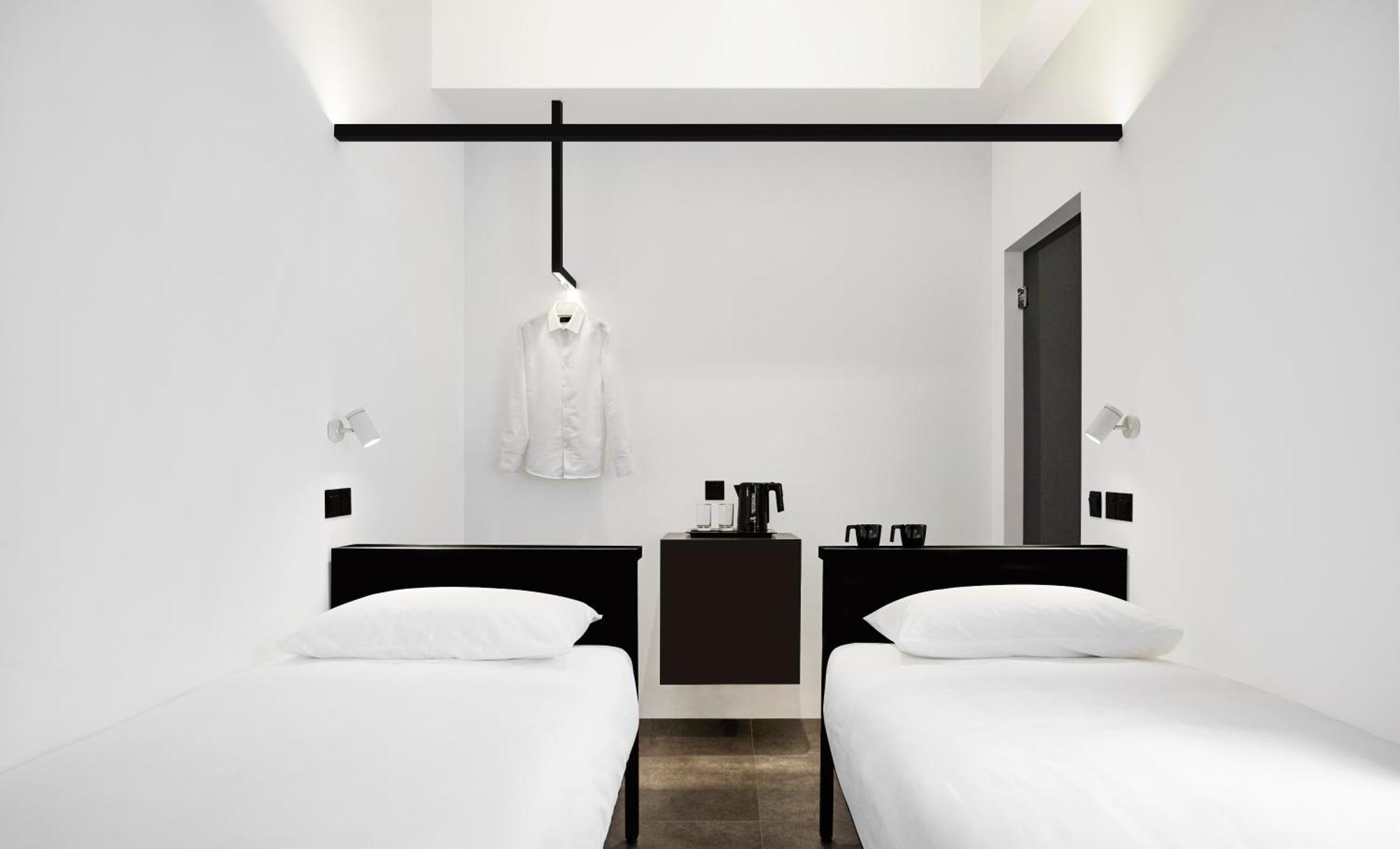 Twin Room,1220989828:JPEG