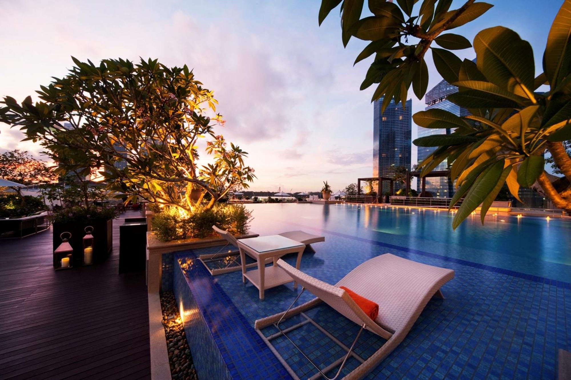 Taste the Good Life By The Bay Bay View Room Twin Complimentary $100 SGD net flexible Dining Credits per,1436946451:JPEG